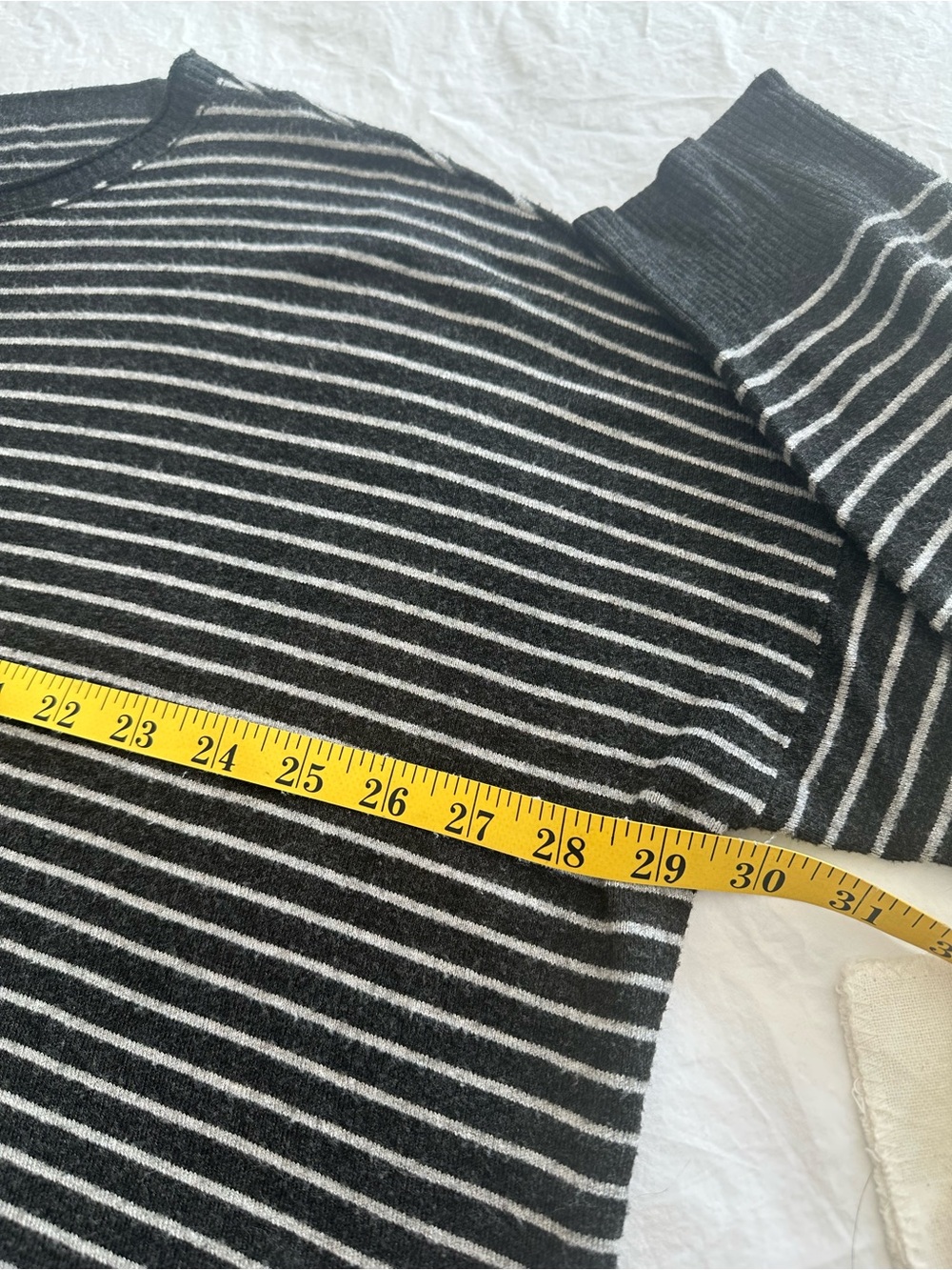 Eileen Fisher black and white Striped Knit Top, size large - Picture 5 of 11